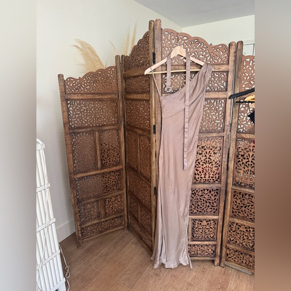 NEW Karina Grimaldi Angelique Midi Dress in Mocha - Picture 6 of 6